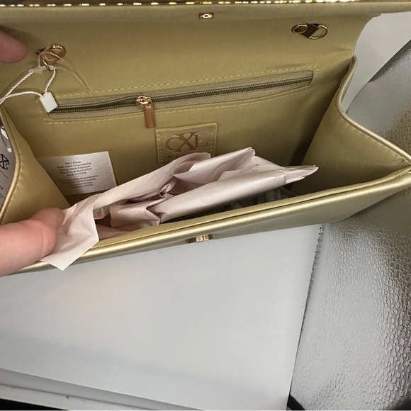 Christian Lacroix Madison Smooth Gold Clutch w/ Detachable Chain CXLH24990 NWT - Picture 8 of 8